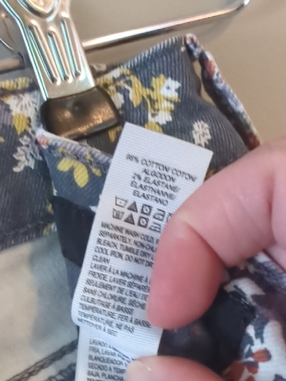 NWOT- Lucky Brand Ava Crop Navy Floral Skinny Jeans - Picture 3 of 5